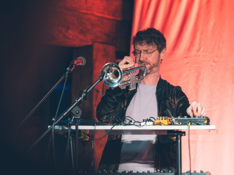 MACIG MONDAY music in concert, Sara Di Caro, Roger Raw-G Egli, Anatole Buccella, Credit Ivo Widmer