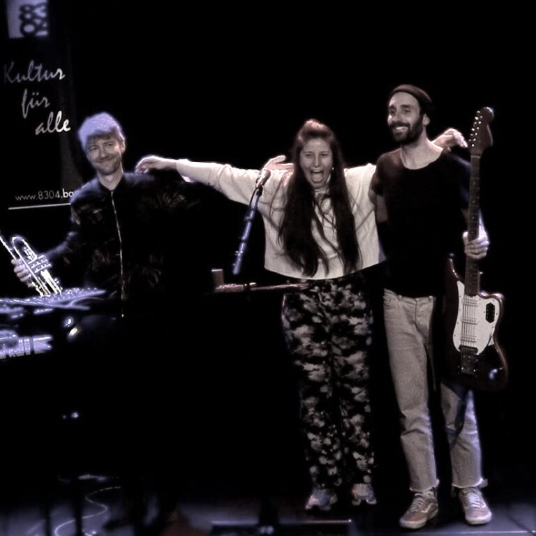 MACIG MONDAY band music in concert, Sara Di Caro, Roger Raw-G Egli, Anatole Buccella, Credit N. Spoonie, Mondaypostpost